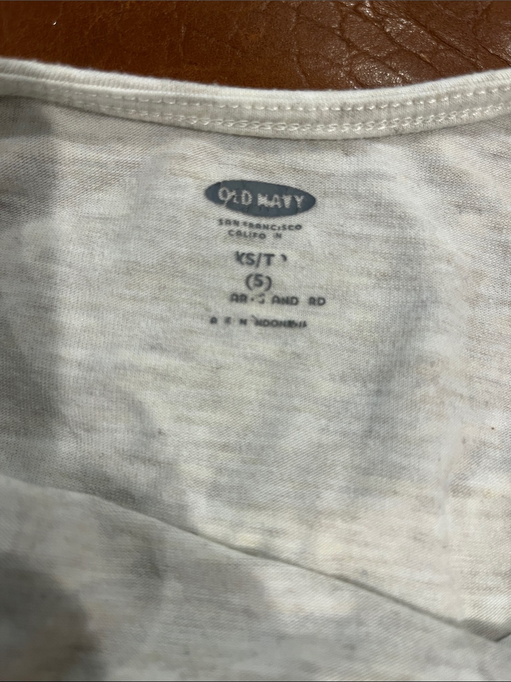 Girls White 'Beautiful' Long Sleeve Graphic Top - Picture 3 of 3